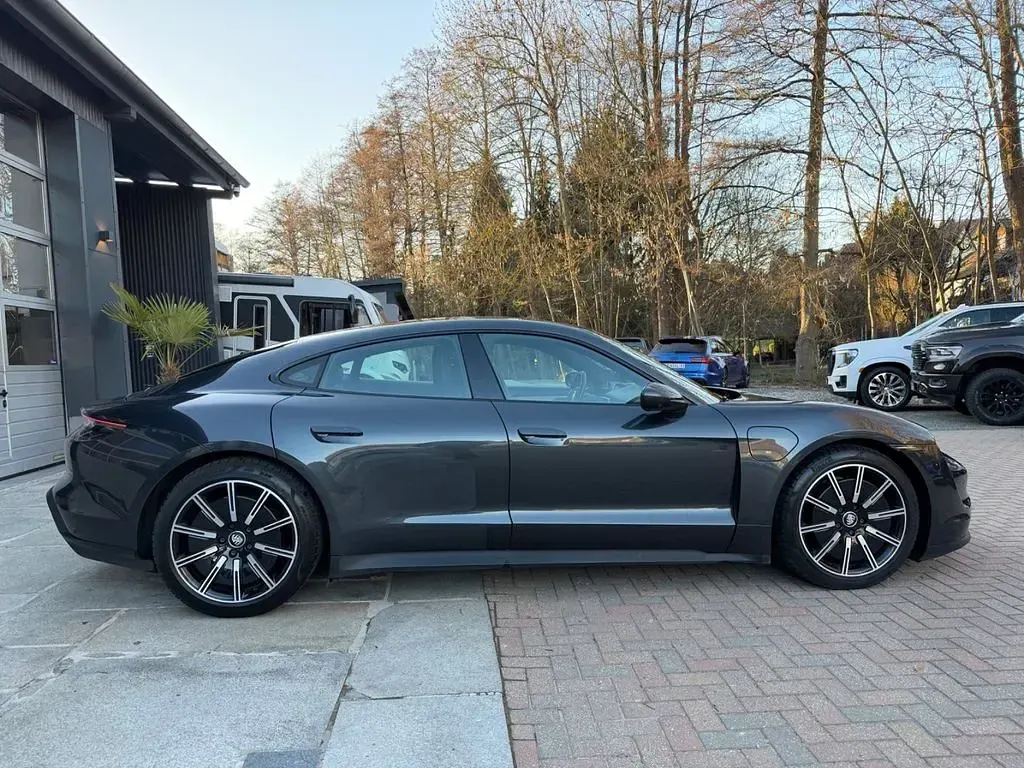 Gebraucht Porsche Taycan 4S Chrono 419 kW (571 PS) 2020 Grau Limousine