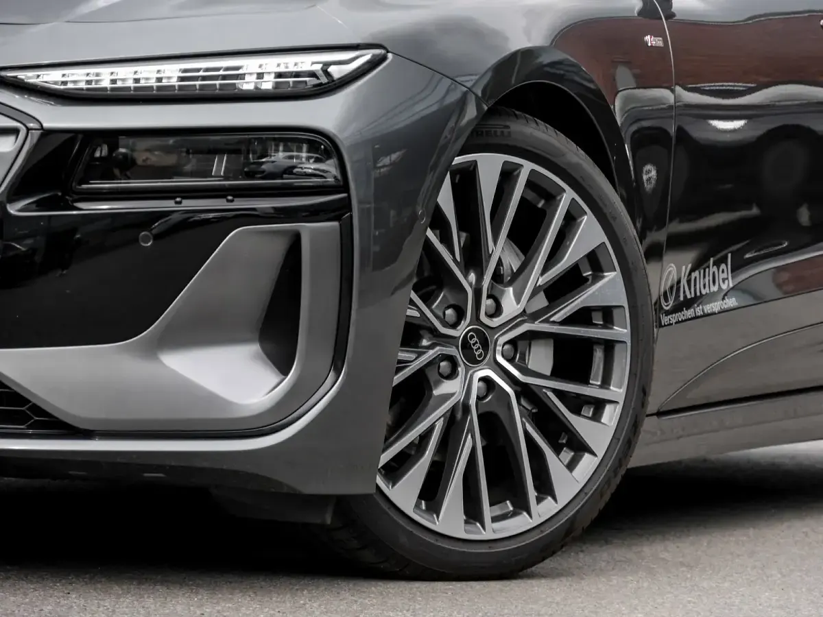 Gebraucht Audi e-tron Sportback Performance 269 kW (367 PS) 2025 Grau SUV