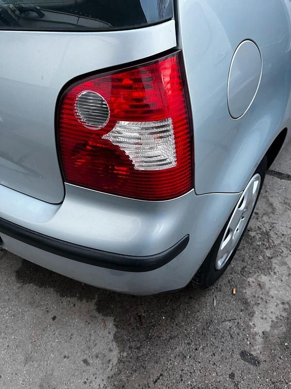 Gebraucht VW Polo 65 PS (47 kW) 2003 Grau Kleinwagen