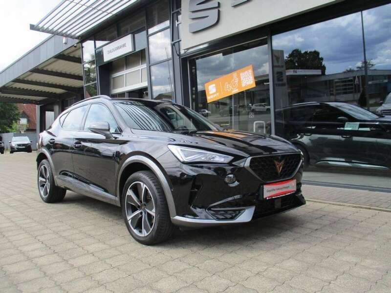 Midnight schwarz Gebraucht 2023 Cupra Formentor SUV | 32.990 € (Etwas zu teuer) - Bild 1/4