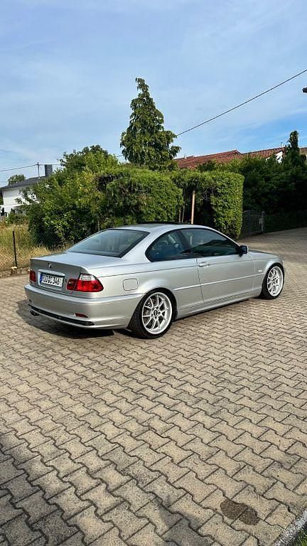Gebraucht BMW 330 Performance 231 PS (169 kW) 2001 Silber Coupé