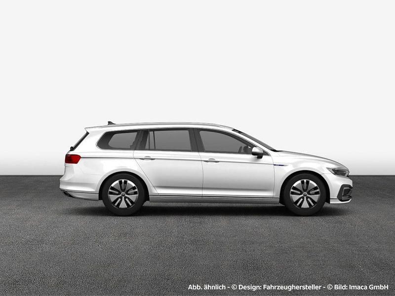 Gebraucht VW Passat GTE 218 PS (160 kW) 2021 Weiß Kombi