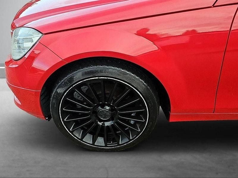 Gebraucht Mercedes C180 156 PS (114 kW) 2008 Feueropal  unilack Limousine