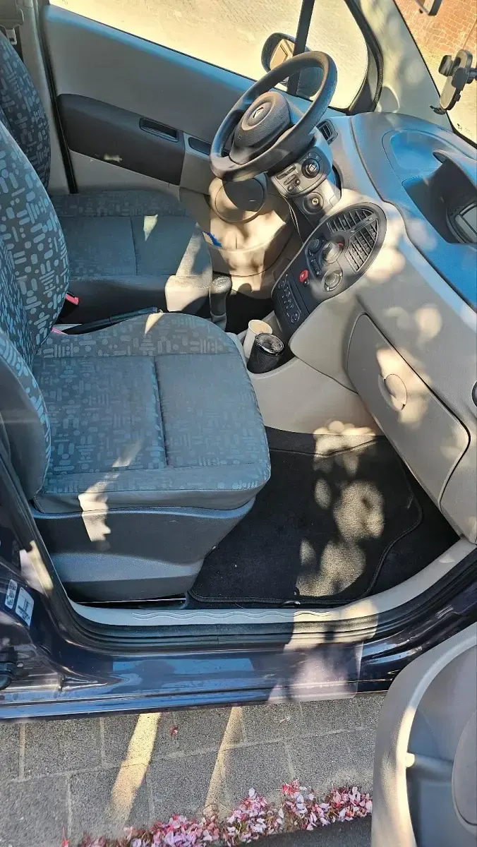 Second-hand Renault Modus 88 CP (64 kW) 2005 Maro Monovolum