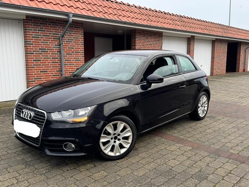 Schwarz Gebraucht 2011 Audi A1 Kleinwagen | 4.200 € (Superpreis) - Bild 1/4