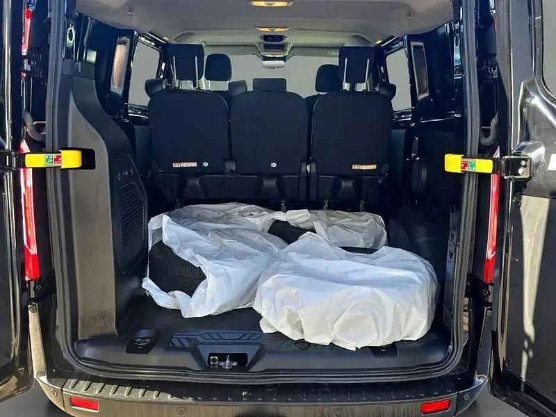 Gebraucht Ford Transit Custom Trend 131 PS (96 kW) 2022 Schwarz Kombi