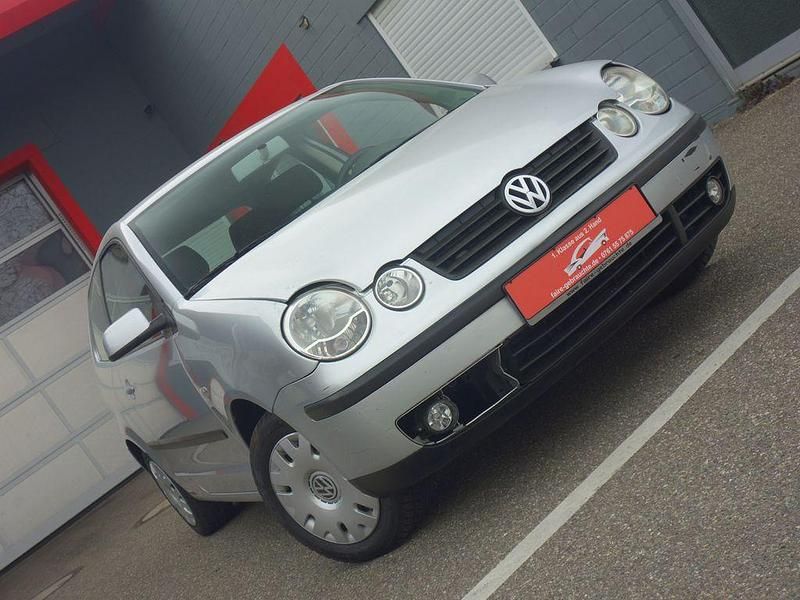 Gebraucht VW Polo Trendline 75 PS (55 kW) 2003 Silber Limousine