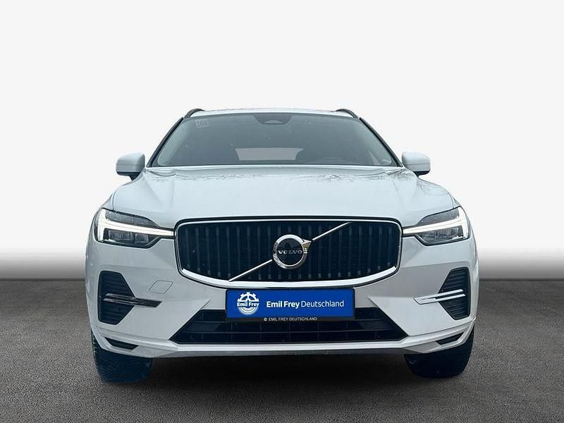 Gebraucht Volvo XC60 Core 250 PS (183 kW) 2024 Weiß SUV