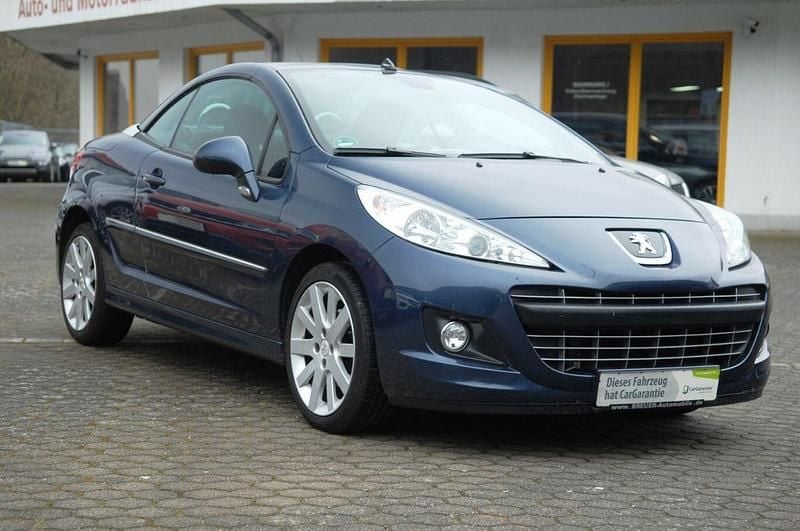 Gebraucht Peugeot 207 Allure 111 PS (81 kW) 2012 Blau Cabrio