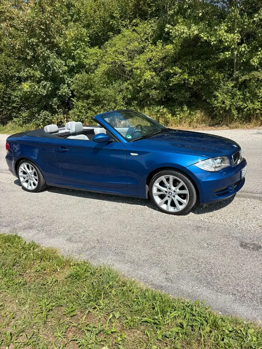 Gebraucht BMW 118 Cabriolet 143 PS (105 kW) 2009 Blau Cabrio