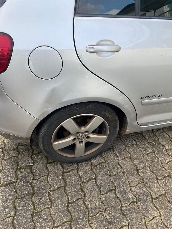 Gebraucht VW Golf Plus Cross Trendline 140 PS (102 kW) 2008 Silber Van / Kleinbus