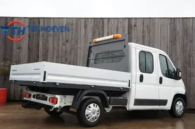 Gebraucht Peugeot Boxer 131 PS (96 kW) 2013 Weiss Van