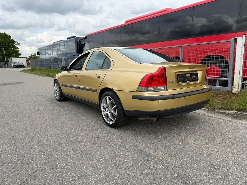 Occasion Volvo S60 140 ch (102 kW) 2003 Doré Berline
