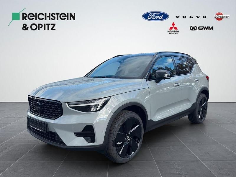 Neu Volvo XC40 Plus 163 PS (119 kW) 2025 Vapour grey SUV