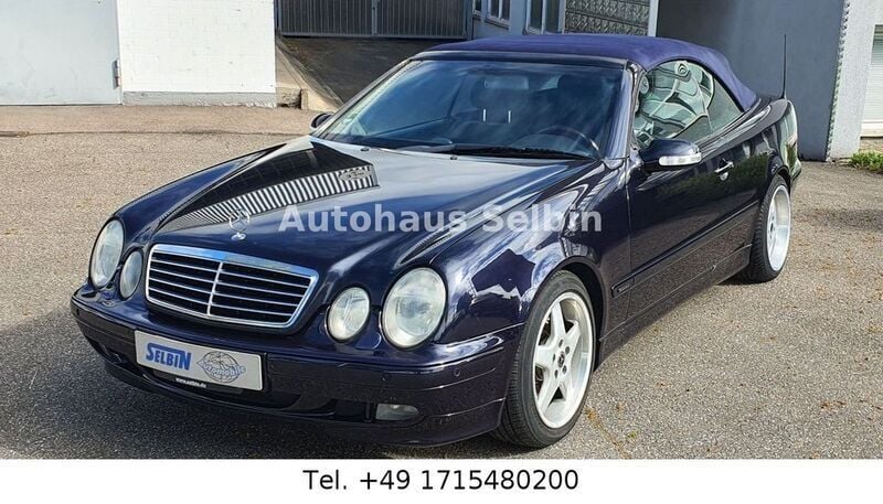 Blau Gebraucht 2001 Mercedes CLK320 Elegance Cabrio | 7.890 € (Teuer) - Bild 1/4