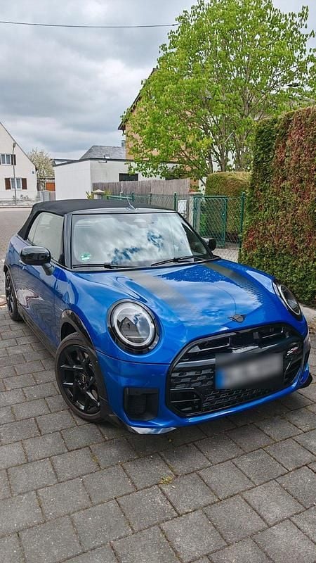 Second-hand Mini Cooper Cabriolet 163 CP (119 kW) 2025 Albastru Cabrio