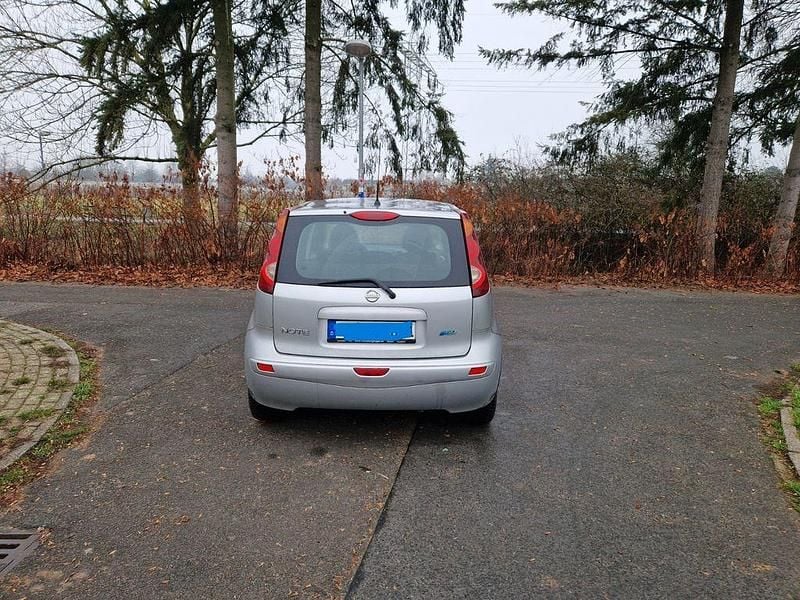 Gebraucht Nissan Note Acenta 88 PS (64 kW) 2010 Van / Kleinbus