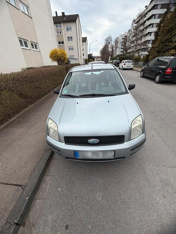 Usata Ford Fusion 2006 Argento Utilitaria