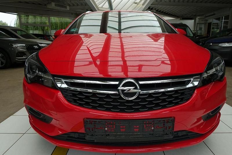 Rot Gebraucht 2016 Opel Astra Dynamic Kombi | 11.790 € (Fairer Preis) - Bild 1/4