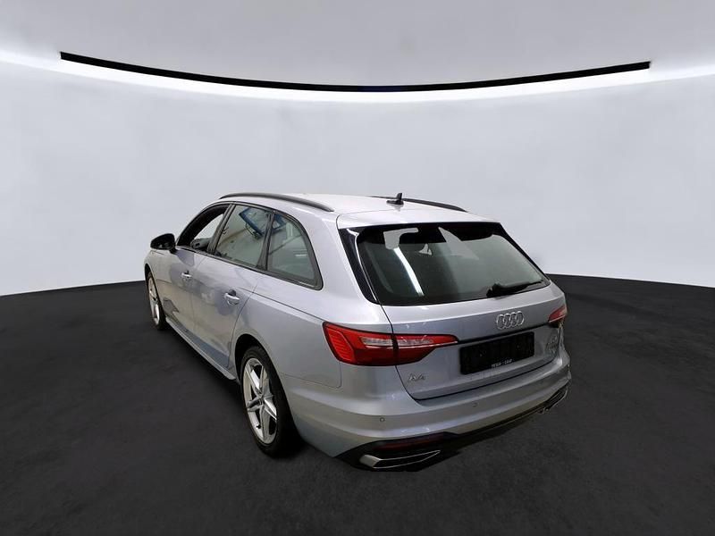 Gebraucht Audi A4 Ambiente 204 PS (150 kW) 2022 Silber Kombi