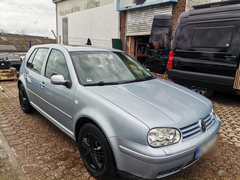 Blau Gebraucht 2003 VW Golf IV Pacific Limousine | 1.950 € (Guter Preis) - Bild 1/4