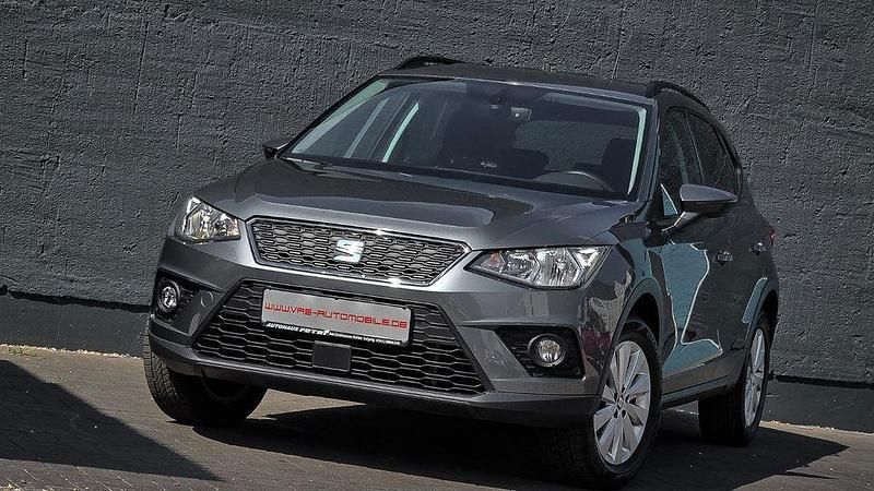 Grau Gebraucht 2018 Seat Arona Business SUV | 13.690 € (Fairer Preis) - Bild 1/4