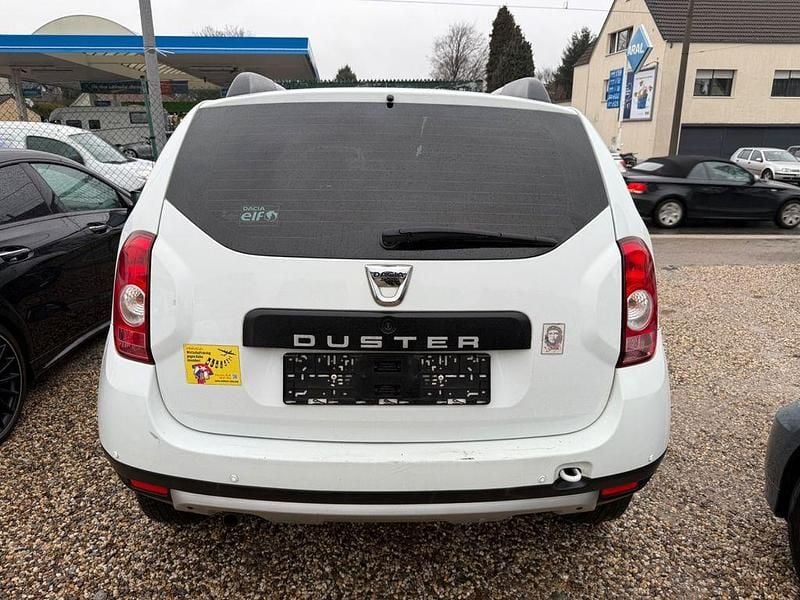 Gebraucht Dacia Duster Lauréate 105 PS (77 kW) 2012 Weiß SUV