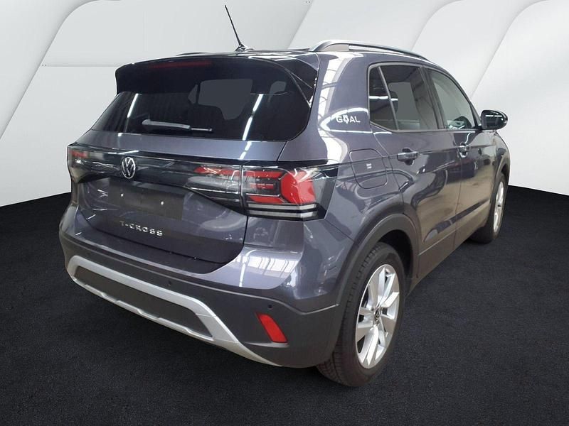 Gebraucht VW T-Cross Life 95 PS (69 kW) 2025 Rauchgrau SUV