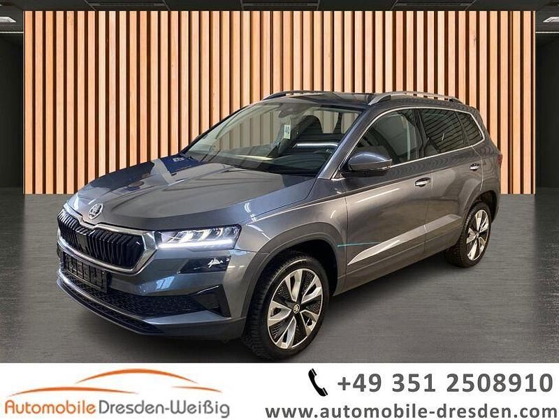 Grau Gebraucht 2024 Skoda Karoq Selection SUV | 27.980 € (Guter Preis) - Bild 1/4