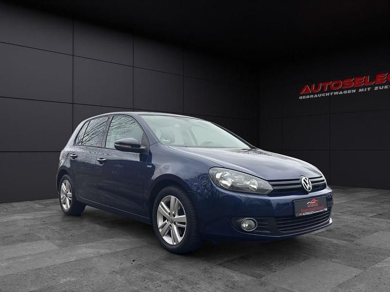 Gebraucht VW Golf VI Match 86 PS (63 kW) 2012 Blau Kleinwagen