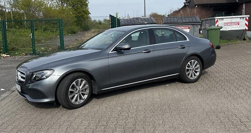 Second-hand Mercedes E350 258 CP (189 kW) 2018 Gri Berlinǎ