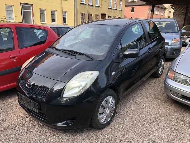 Schwarz Gebraucht 2007 Toyota Yaris Cool Limousine | 1.800 € (Superpreis) - Bild 1/4