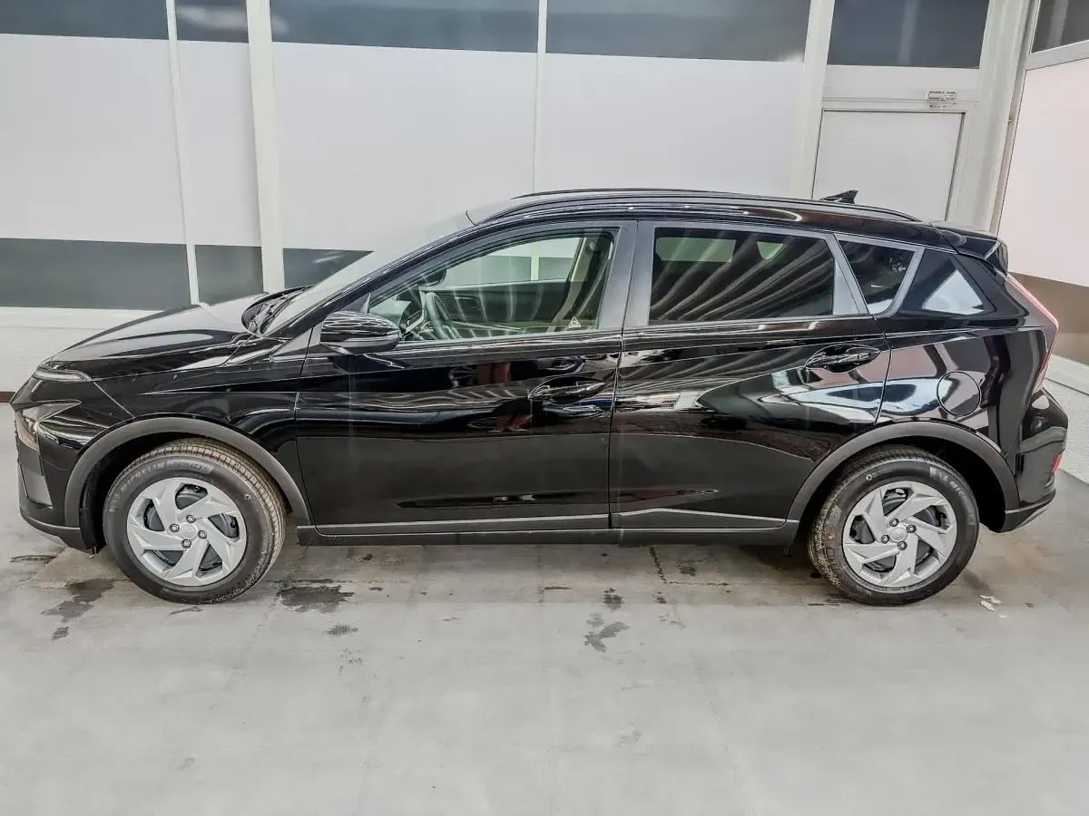 Neu Hyundai Bayon Comfort 90 PS (66 kW) 2026 Phantom black x5b SUV