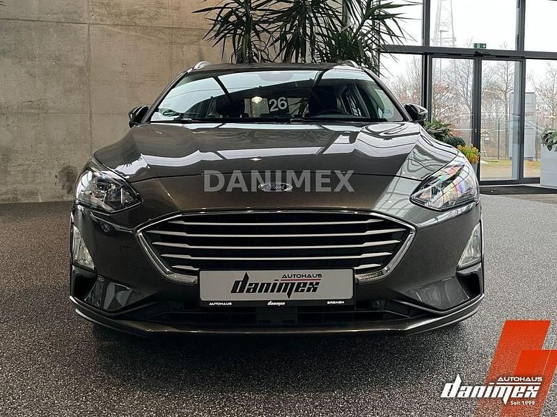 Gebraucht Ford Focus Cool & Connect 120 PS (88 kW) 2020 Grau Kombi