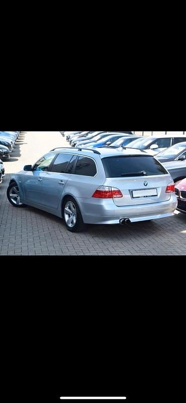 Gebraucht BMW 523 Advantage 177 PS (130 kW) 2007 Silber Kombi