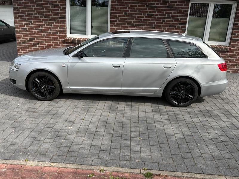 Silber Gebraucht 2005 Audi A6 S-Line Kombi | 5.400 € (Etwas zu teuer) - Bild 1/4