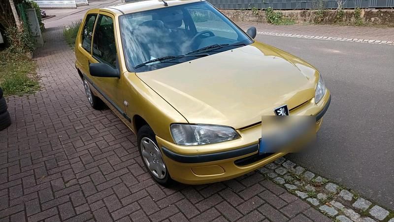 Gold Gebraucht 2003 Peugeot 106 Filou Kleinwagen | 2.499 € (Teuer) - Bild 1/4