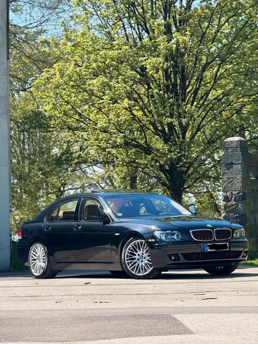 Gebraucht BMW 740 Shadowline 306 PS (225 kW) 2005 Schwarz Limousine