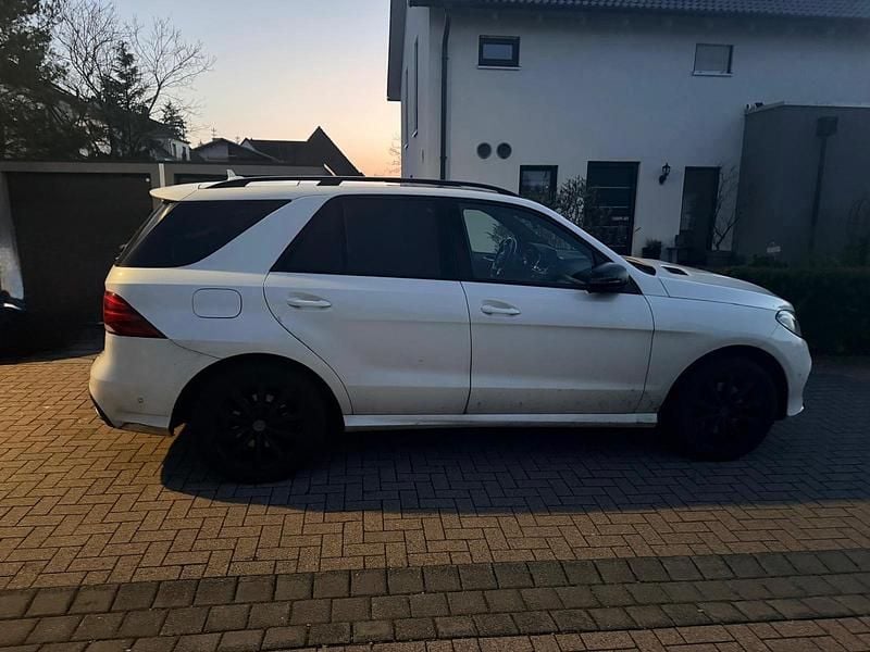 Gebraucht Mercedes GLE350 2017 Weiß SUV