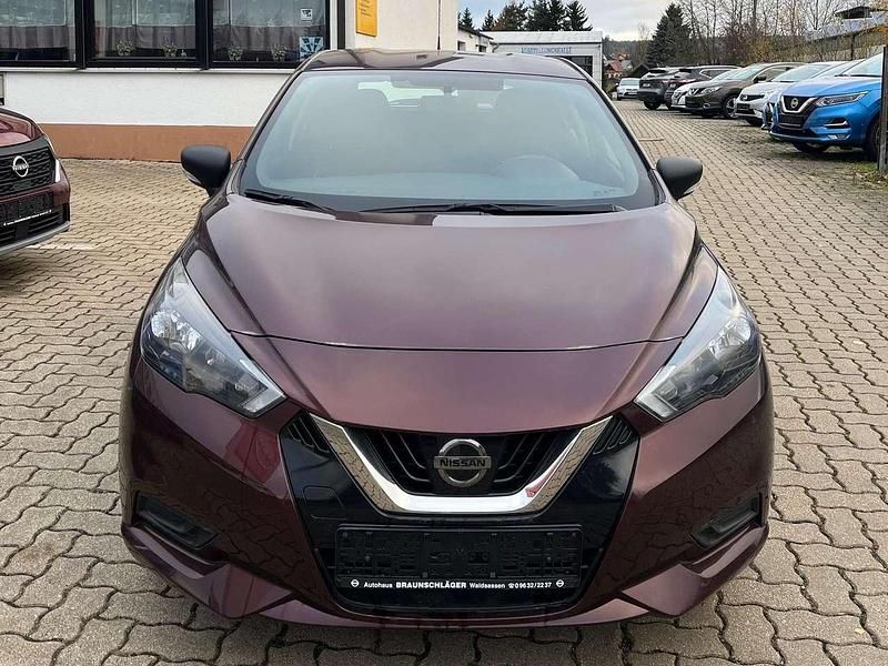 Inspiration red Gebraucht 2021 Nissan Micra Visia Kleinwagen | 12.890 € (Fairer Preis) - Bild 1/4