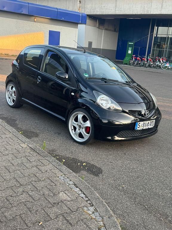 Schwarz Gebraucht 2008 Toyota Aygo Kleinwagen | 2.700 € (Fairer Preis) - Bild 1/4