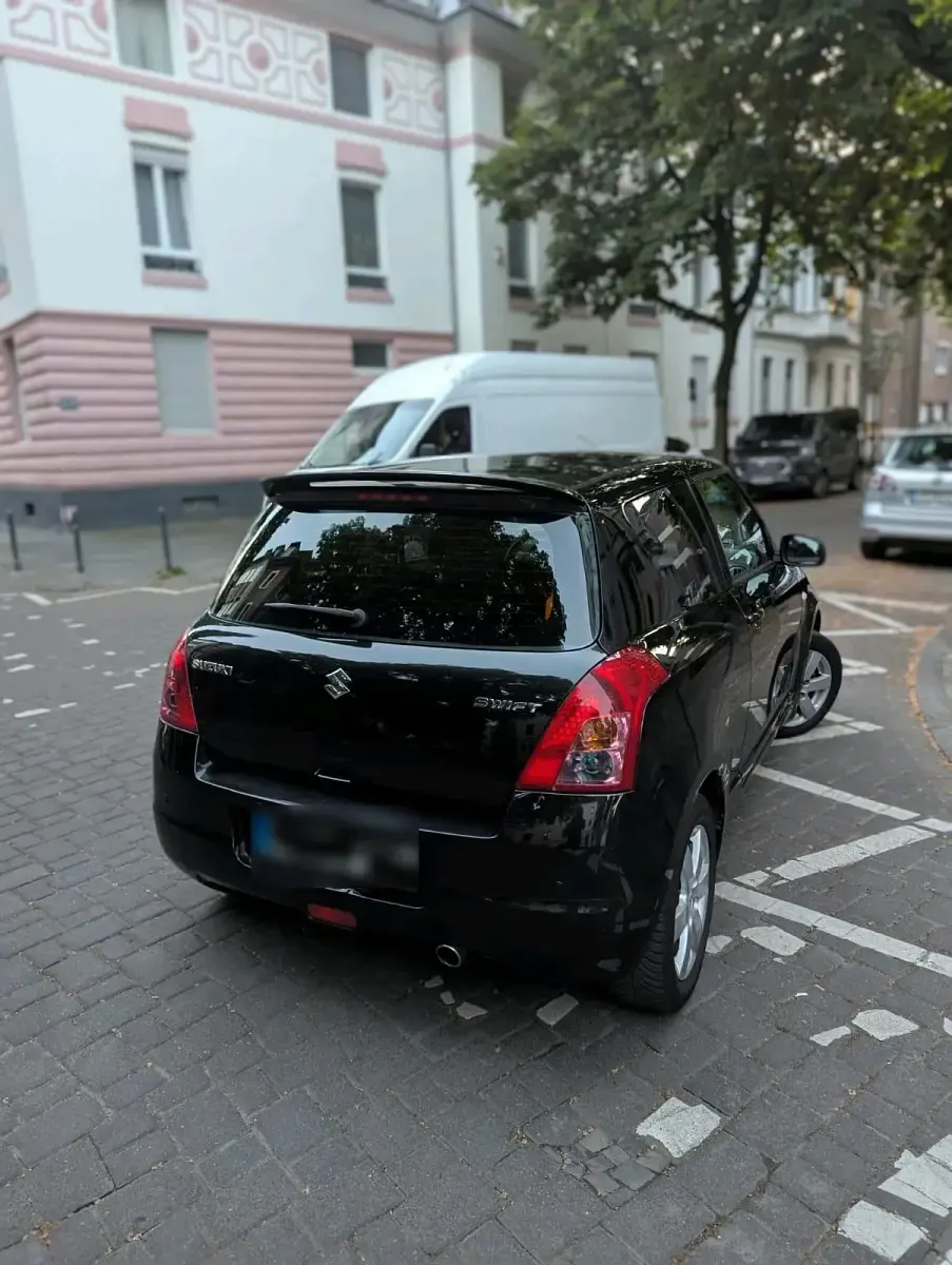 Gebraucht Suzuki Swift 93 PS (68 kW) 2009 Schwarz Kleinwagen