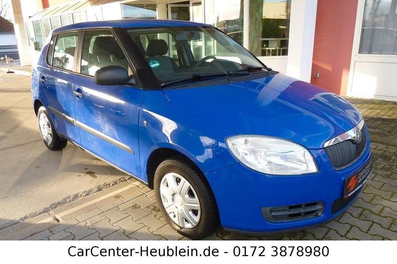 Blau Gebraucht 2009 Skoda Fabia Classic Limousine | 2.900 € (Fairer Preis) - Bild 1/4