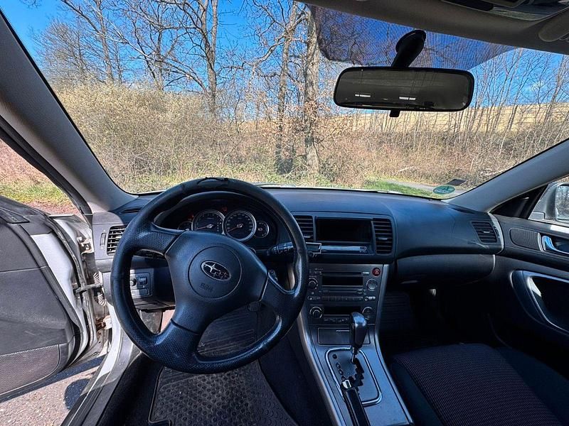 Gebraucht Subaru Legacy 165 PS (121 kW) 2004 Silber Kombi