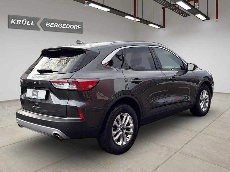 Gebraucht Ford Kuga Titanium 150 PS (110 kW) 2021 Grau SUV