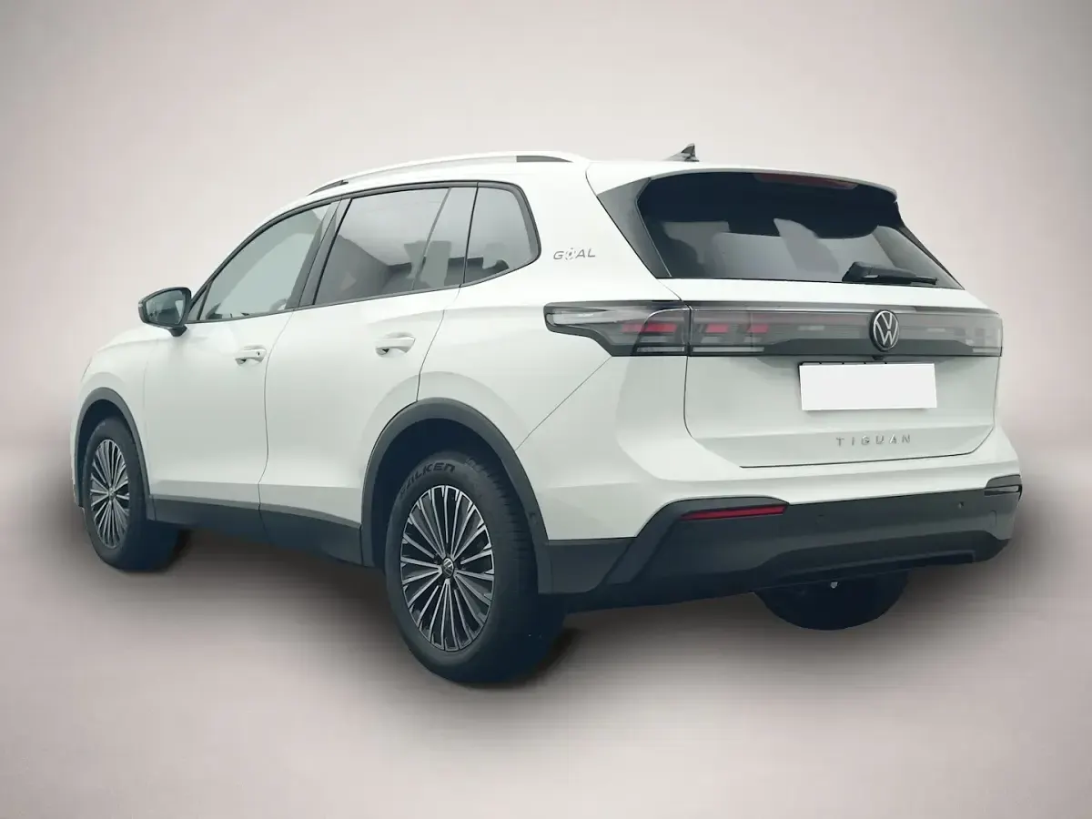 Gebraucht VW Tiguan Goal 150 PS (110 kW) 2025 Weiß SUV
