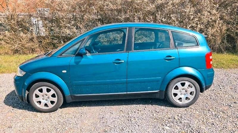 Second-hand Audi A2 75 CP (55 kW) 2001 Albastru Hatchback