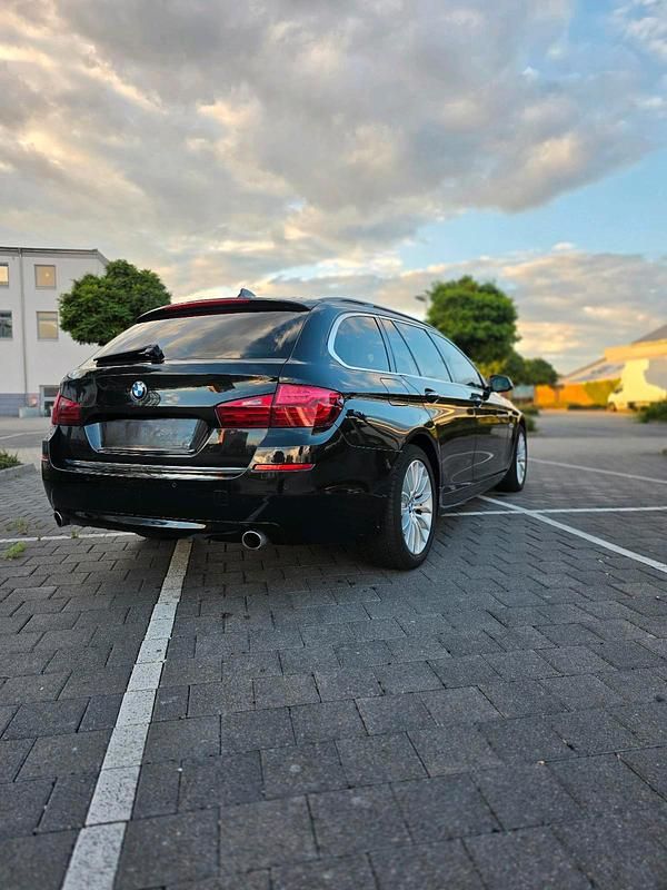 Gebraucht BMW 535 313 PS (230 kW) 2014 Schwarz Kombi