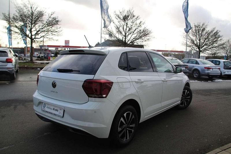 Second-hand VW Polo United 95 CP (69 kW) 2020 Alb Berlinǎ
