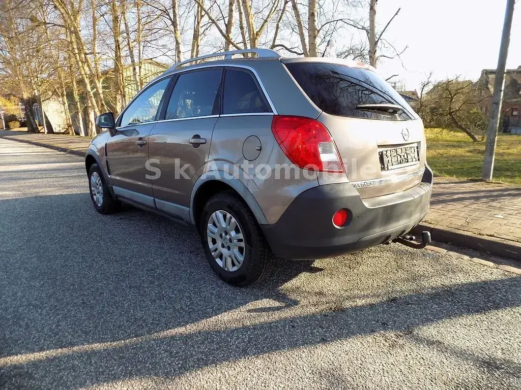 Używany Opel Antara Design Edition 163 KM (119 kW) 2014 Brązowy SUV